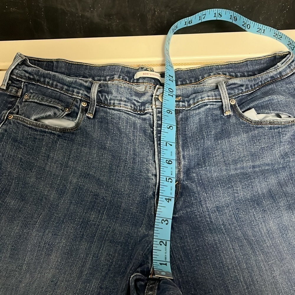 Levi’s- 505 straight leg jeans - Picture 8 of 9